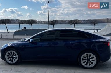 Седан Tesla Model 3 2023 в Тернополе