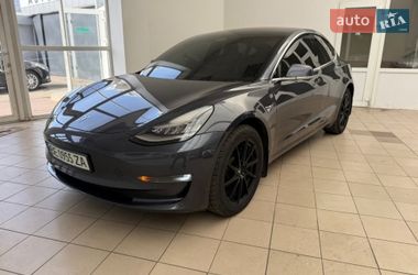 Седан Tesla Model 3 2018 в Николаеве