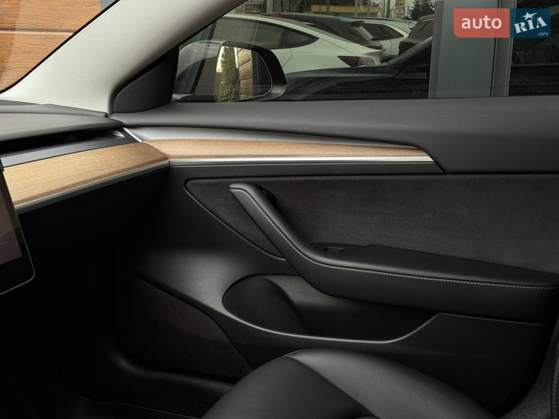 Седан Tesla Model 3 2022 в Ровно фото 27 Седан Tesla Model 3 2022 в Ровно