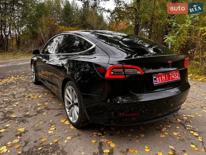 Седан Tesla Model 3 2018 в Ковеле