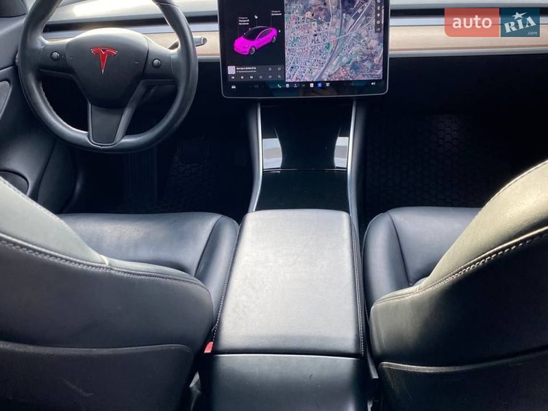 Седан Tesla Model 3 2018 в Ковеле