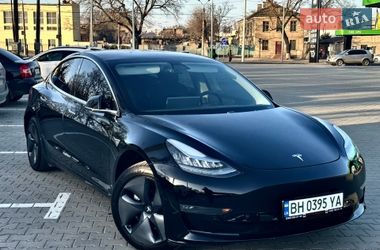 Седан Tesla Model 3 2019 в Одесі