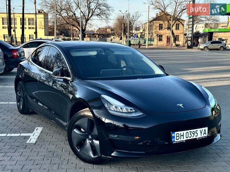 Седан Tesla Model 3 2019 в Одессе фото Седан Tesla Model 3 2019 в Одессе