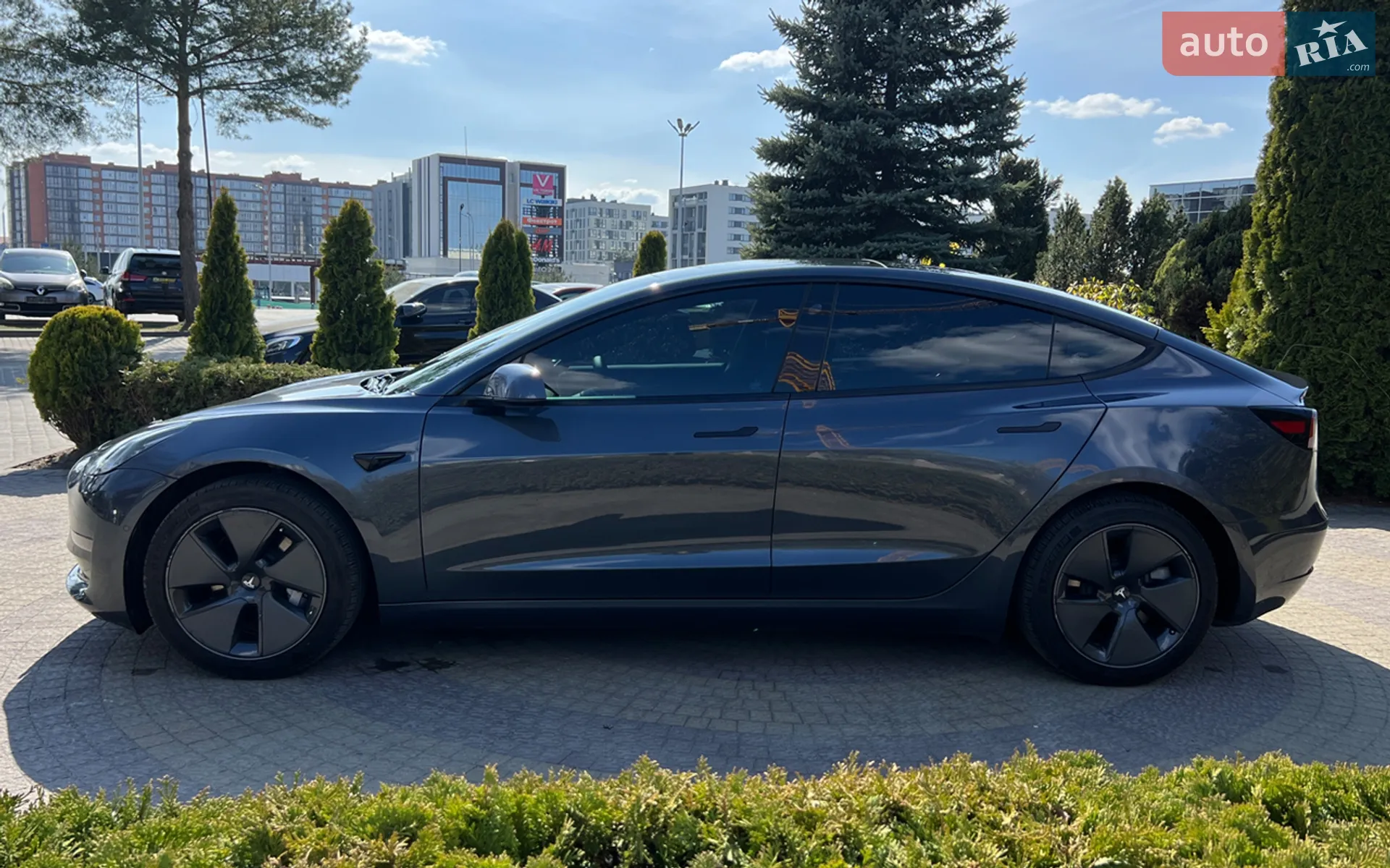 2022 Tesla Model 3 - мініатюра 4