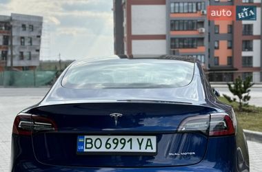 Седан Tesla Model 3 2021 в Тернополе