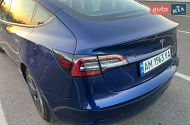 Седан Tesla Model 3 2020 в Киеве