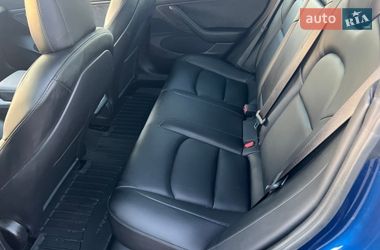 Седан Tesla Model 3 2020 в Киеве