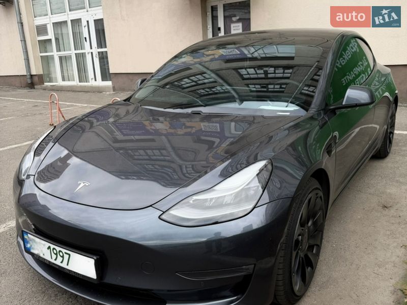 Седан Tesla Model 3 2021 в Киеве фото 2 Седан Tesla Model 3 2021 в Киеве