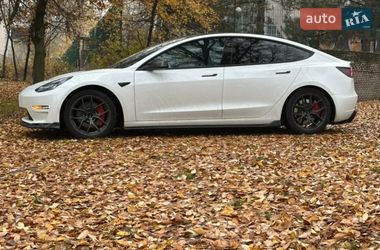 Седан Tesla Model 3 2022 в Запорожье