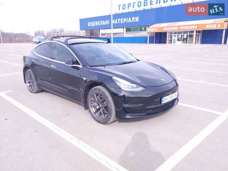Tesla Model 3 2018