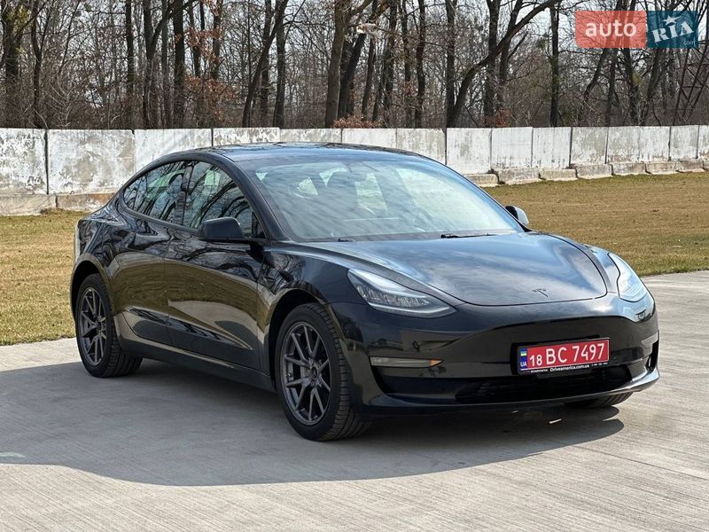 Седан Tesla Model 3 2019 в Луцьку фото 3 Седан Tesla Model 3 2019 в Луцьку