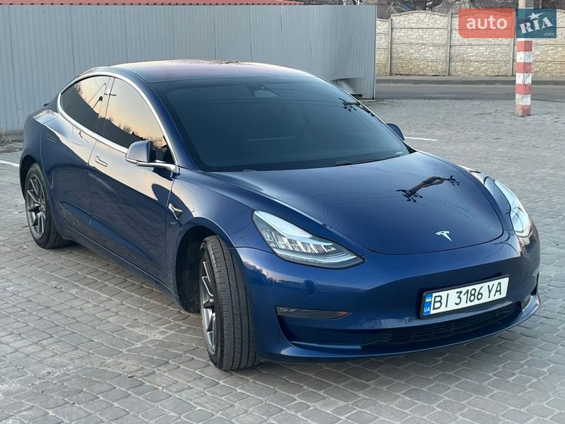 Седан Tesla Model 3 2018 в Козельщине фото 5 Седан Tesla Model 3 2018 в Козельщине
