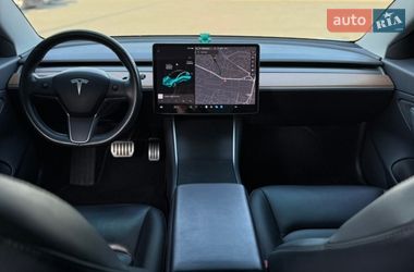 Седан Tesla Model 3 2019 в Києві