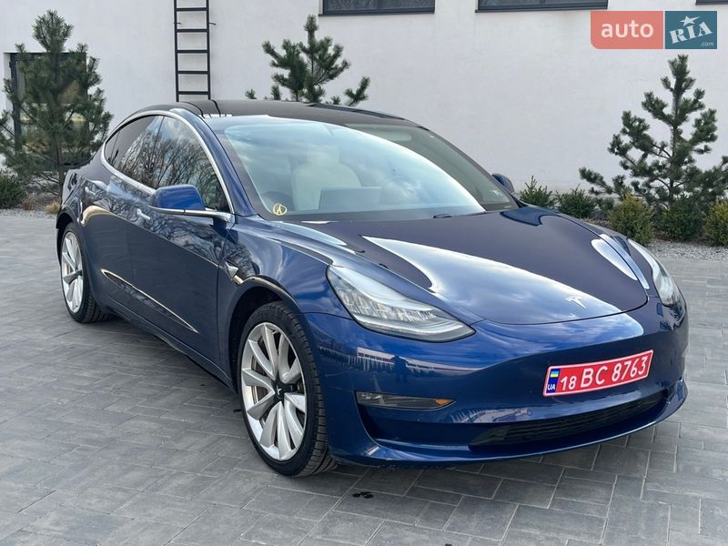 Седан Tesla Model 3 2019 в Луцке фото 4 Седан Tesla Model 3 2019 в Луцке