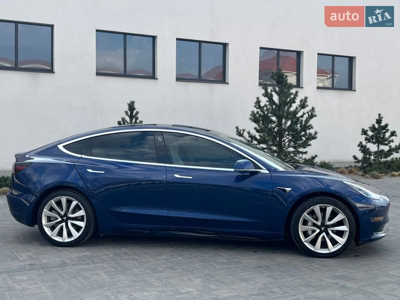 Седан Tesla Model 3 2019 в Луцке фото 6 Седан Tesla Model 3 2019 в Луцке