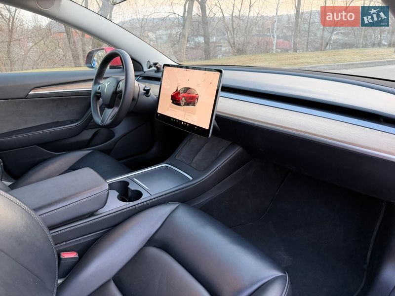 Седан Tesla Model 3 2022 в Києві