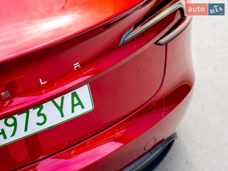 Седан Tesla Model 3 2024 в Черновцах фото 15 Седан Tesla Model 3 2024 в Черновцах