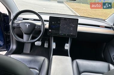 Седан Tesla Model 3 2018 в Вінниці