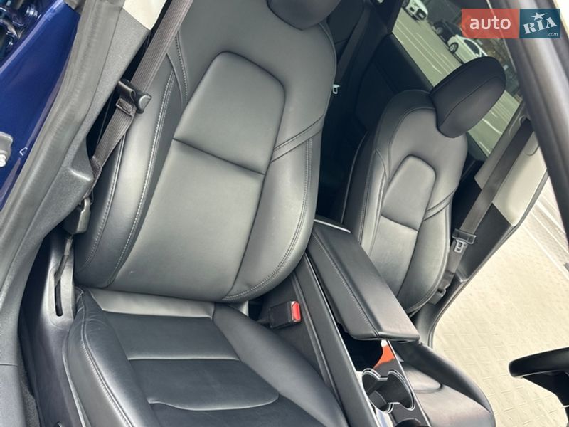 Седан Tesla Model 3 2018 в Вінниці