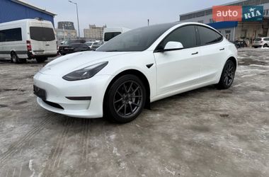 Седан Tesla Model 3 2023 в Киеве