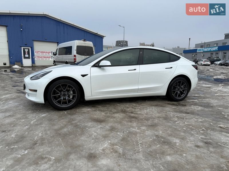 Седан Tesla Model 3 2023 в Києві фото 8 Седан Tesla Model 3 2023 в Києві