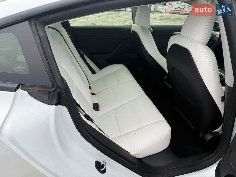 Седан Tesla Model 3 2023 в Києві фото 29 Седан Tesla Model 3 2023 в Києві