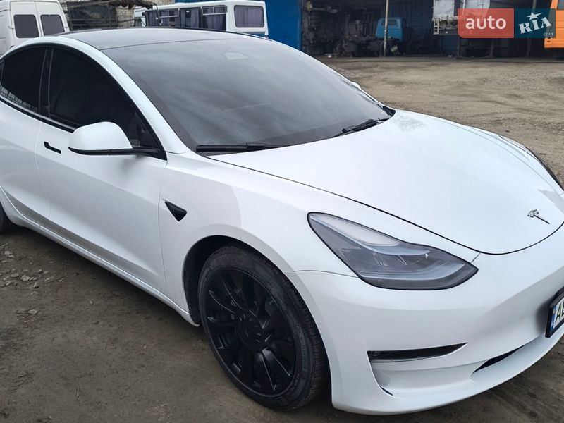 Седан Tesla Model 3 2023 в Новомосковську фото 4 Седан Tesla Model 3 2023 в Новомосковську