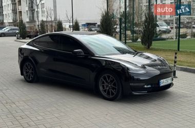 Седан Tesla Model 3 2021 в Дніпрі