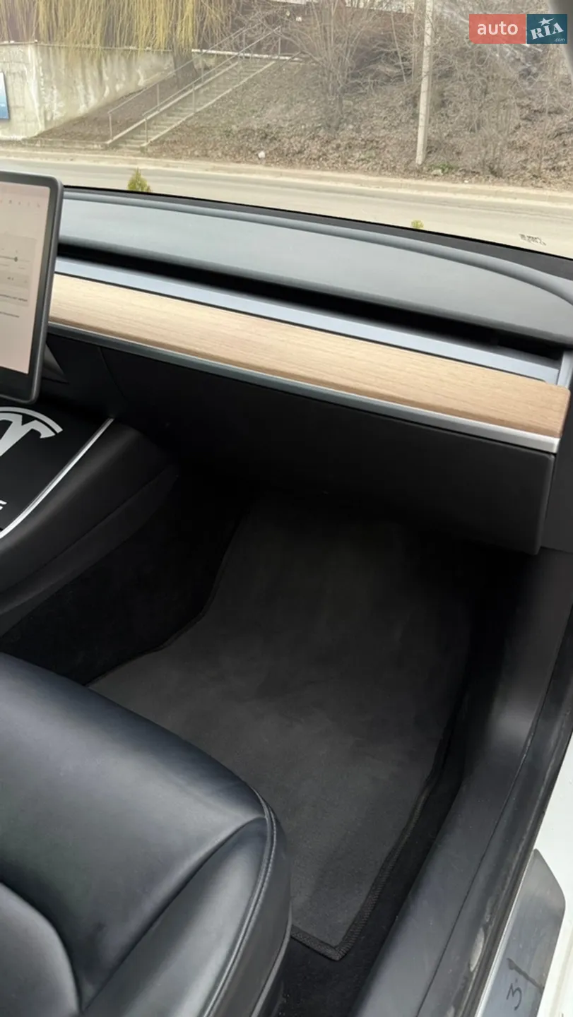2020 Tesla Model 3 - мініатюра 12