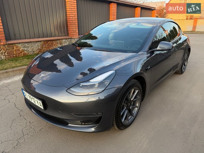 Седан Tesla Model 3 2022 в Киеве фото Седан Tesla Model 3 2022 в Киеве