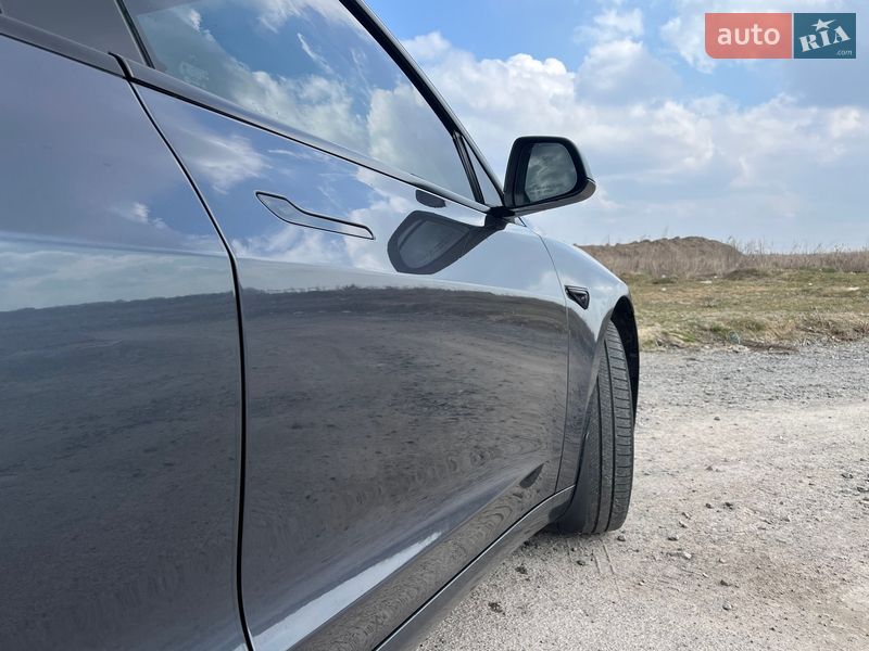 Седан Tesla Model 3 2022 в Вінниці