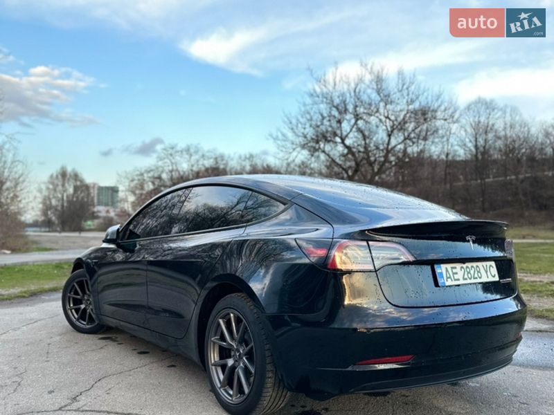 Седан Tesla Model 3 2021 в Днепре фото 4 Седан Tesla Model 3 2021 в Днепре