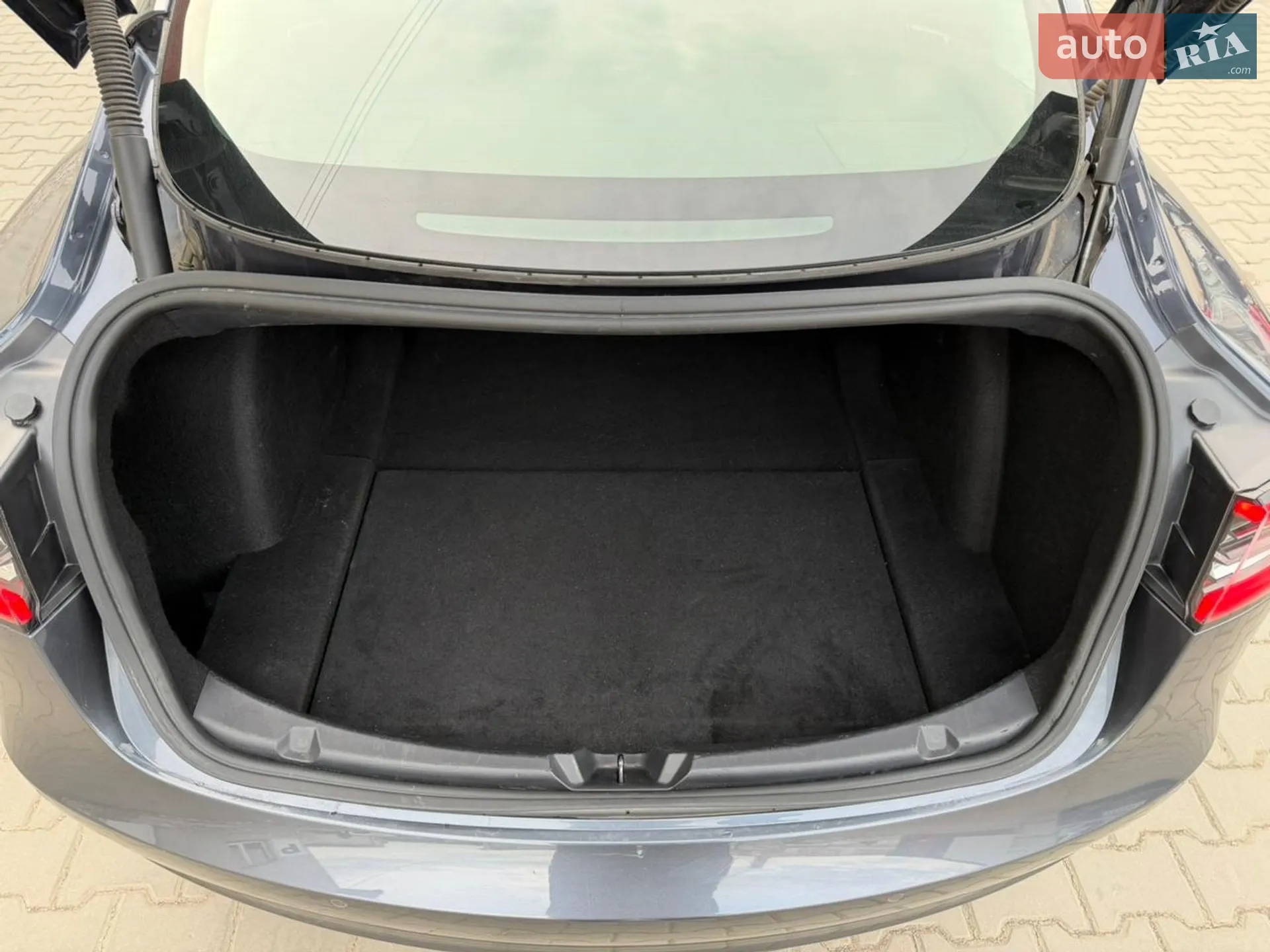 2022 Tesla Model 3 - мініатюра 8
