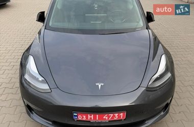 Седан Tesla Model 3 2022 в Луцке