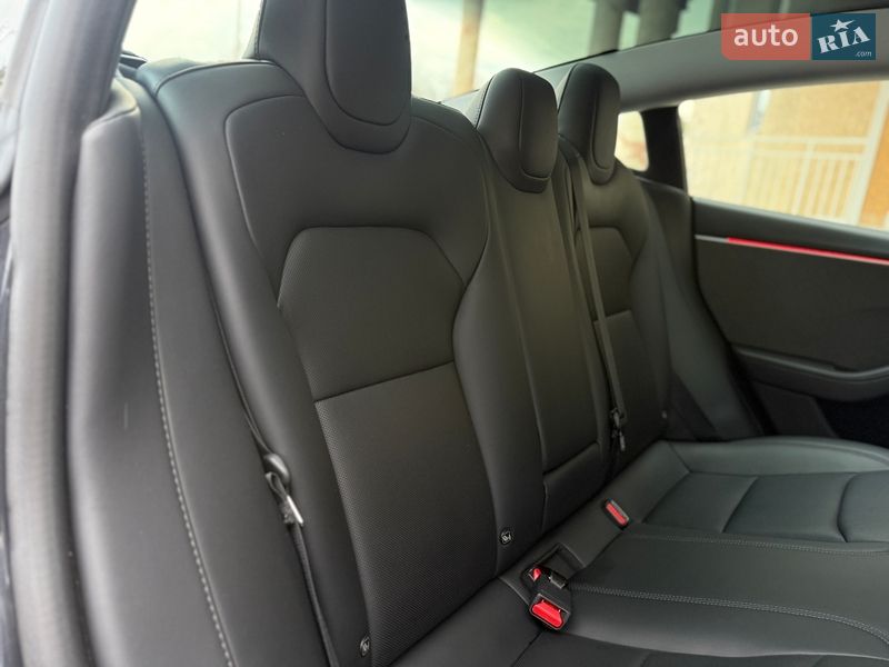 Седан Tesla Model 3 2024 в Тернополе фото 19 Седан Tesla Model 3 2024 в Тернополе
