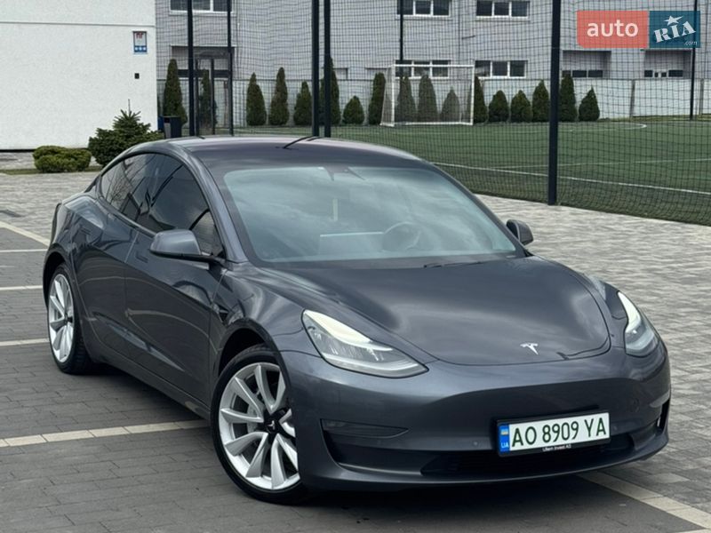 Tesla Model 3 2019 Tesla Model 3 2019