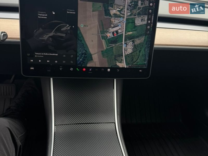 Седан Tesla Model 3 2019 в Мукачевому
