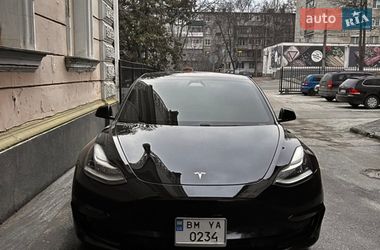 Седан Tesla Model 3 2018 в Сумах