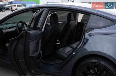 Седан Tesla Model 3 2022 в Одессе