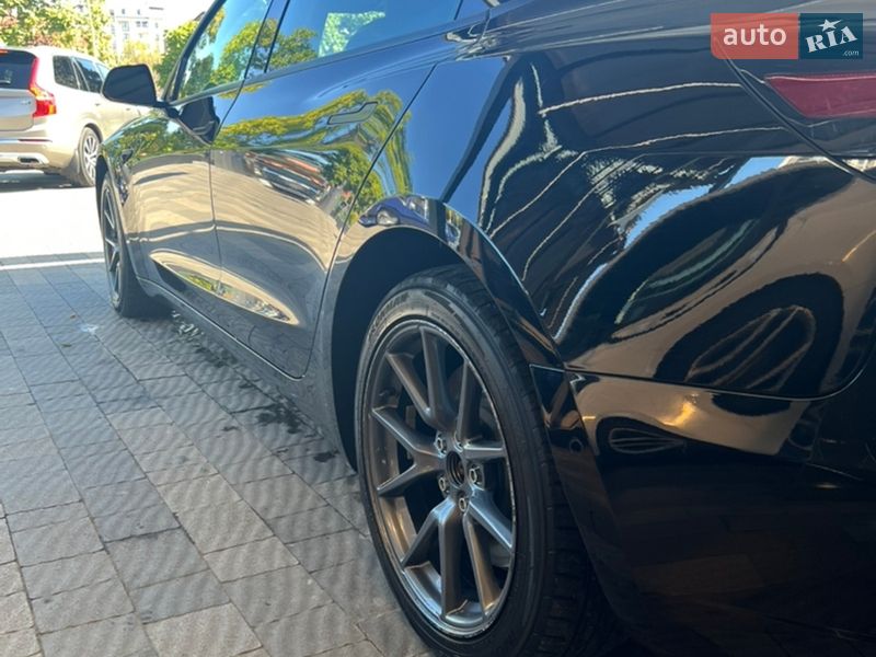 Седан Tesla Model 3 2022 в Ужгороде фото 3 Седан Tesla Model 3 2022 в Ужгороде