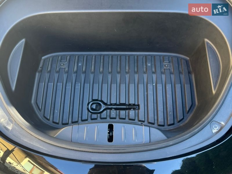 Седан Tesla Model 3 2022 в Ужгороде фото 6 Седан Tesla Model 3 2022 в Ужгороде