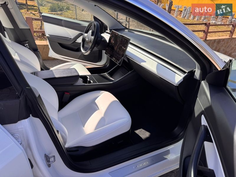 Седан Tesla Model 3 2018 в Одессе фото 15 Седан Tesla Model 3 2018 в Одессе