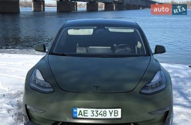 Седан Tesla Model 3 2019 в Дніпрі