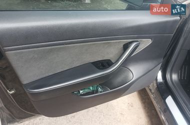 Седан Tesla Model 3 2019 в Хмельницком
