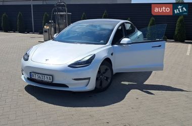 Седан Tesla Model 3 2020 в Івано-Франківську