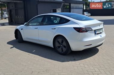 Седан Tesla Model 3 2020 в Івано-Франківську