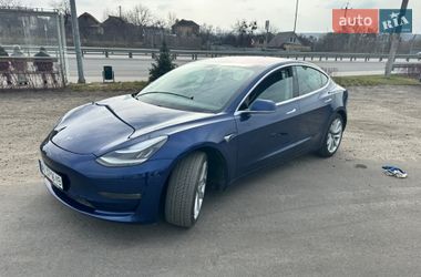 Седан Tesla Model 3 2019 в Киеве