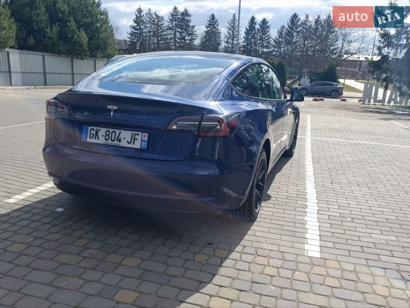 Седан Tesla Model 3 2022 в Луцке фото 12 Седан Tesla Model 3 2022 в Луцке