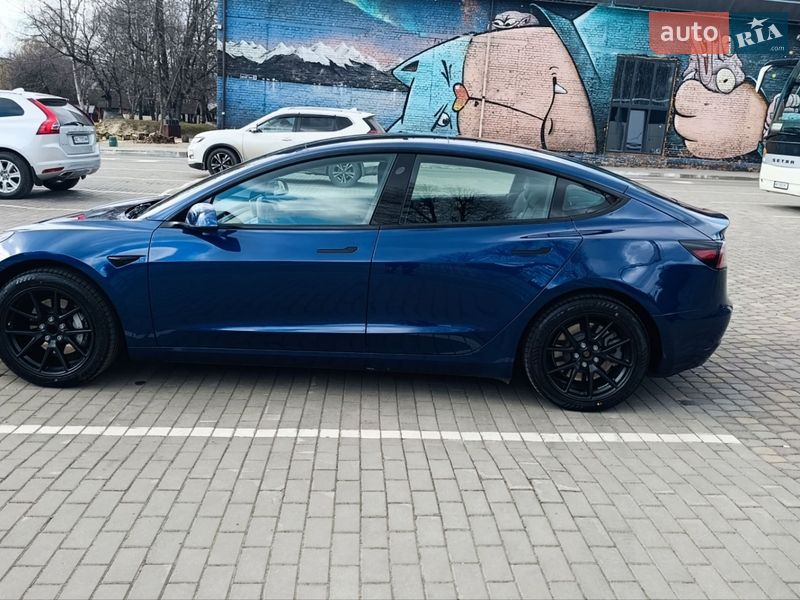 Седан Tesla Model 3 2022 в Луцке фото 34 Седан Tesla Model 3 2022 в Луцке