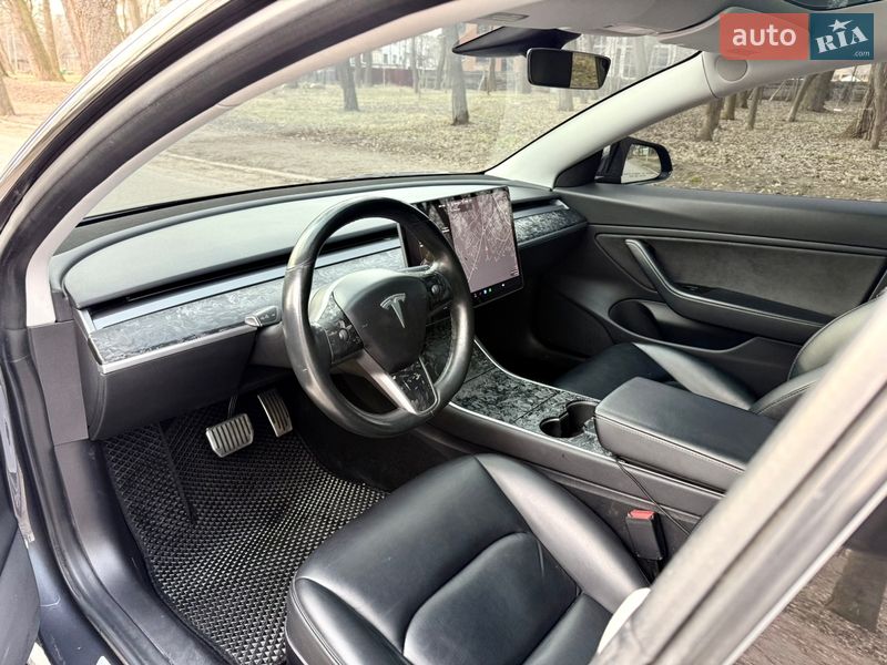 Седан Tesla Model 3 2018 в Черновцах фото 8 Седан Tesla Model 3 2018 в Черновцах